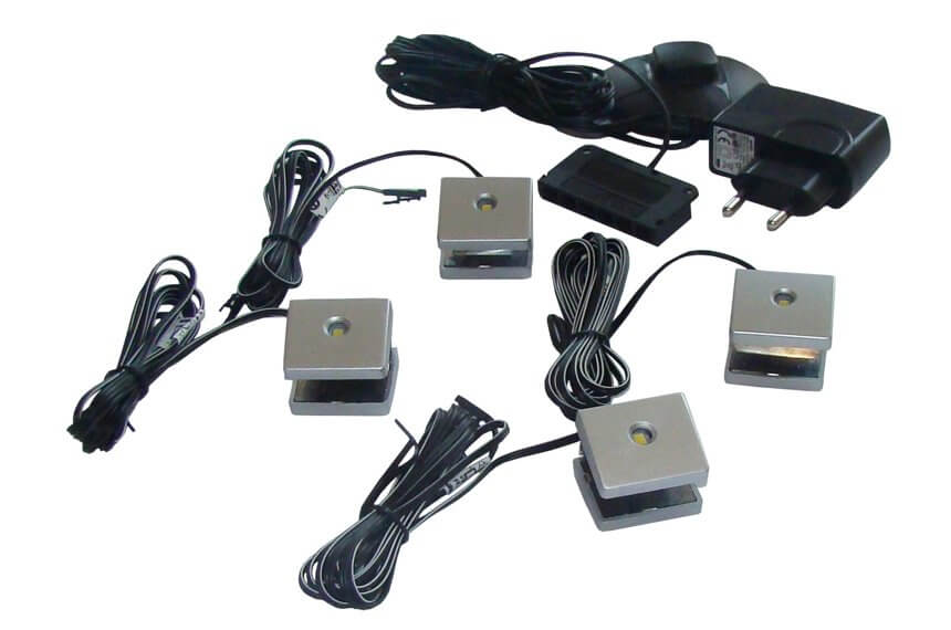 4 LED lemputės + transformatorius, balta šviesa - 3-L-BN-4-0000-01